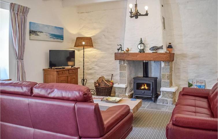 Location de vacances pour 4 personnes, avec jardin à Quemper-Guézennec - 2