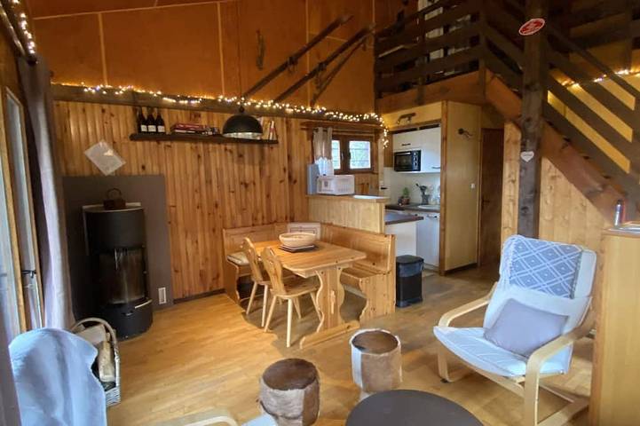 Chalet pour 6 personnes, avec balcon ainsi que jardin et jacuzzi - 1