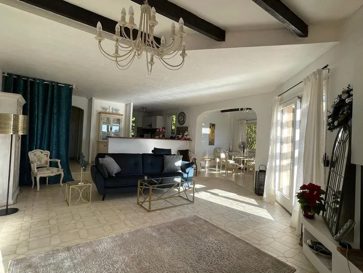 Casa de vacaciones para 5 personas, con vistas además de jardín y piscina, Se admiten mascotas - 1