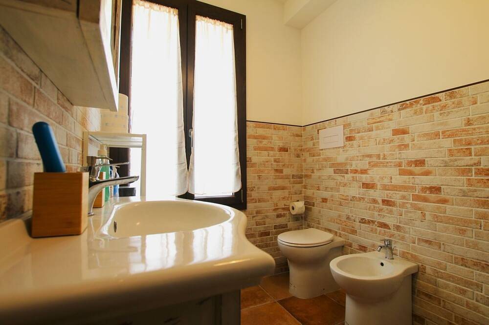 Cosy Countryside comfy Retreat near the Sea, Close to Cefalù, Pet Friendly! in Campofelice di Roccella, Province de Palerme