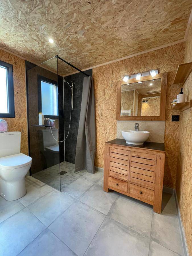 Gîte pour 4 personnes, avec terrasse ainsi que jardin et vue à Ryes - 4