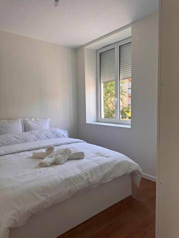 Appartement de vacances pour 3 personnes, avec Balcon ainsi que Terrasse et Vue à Genas