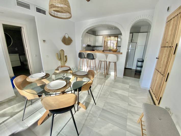 Ferienwohnung für 4 Personen, mit Terrasse und Pool - 1