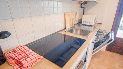 Vakantiewoning voor 4 Personen in Manerba del Garda, Garda Bergen, Afbeelding 2
