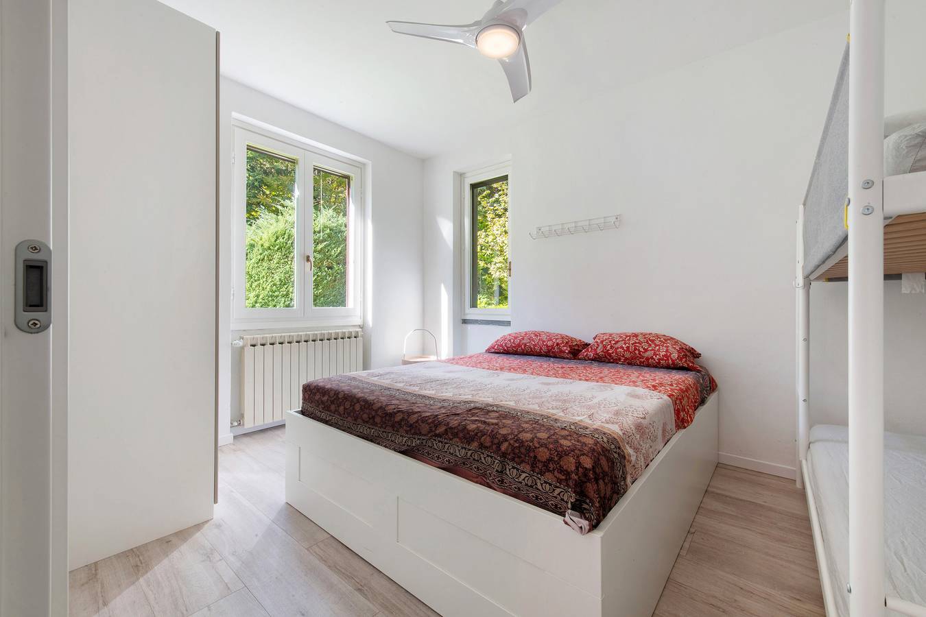 Entire apartment, Ghome and Home – Relaxation and Breathtaking Views on Lake Como in Civenna, Comune di Bellagio