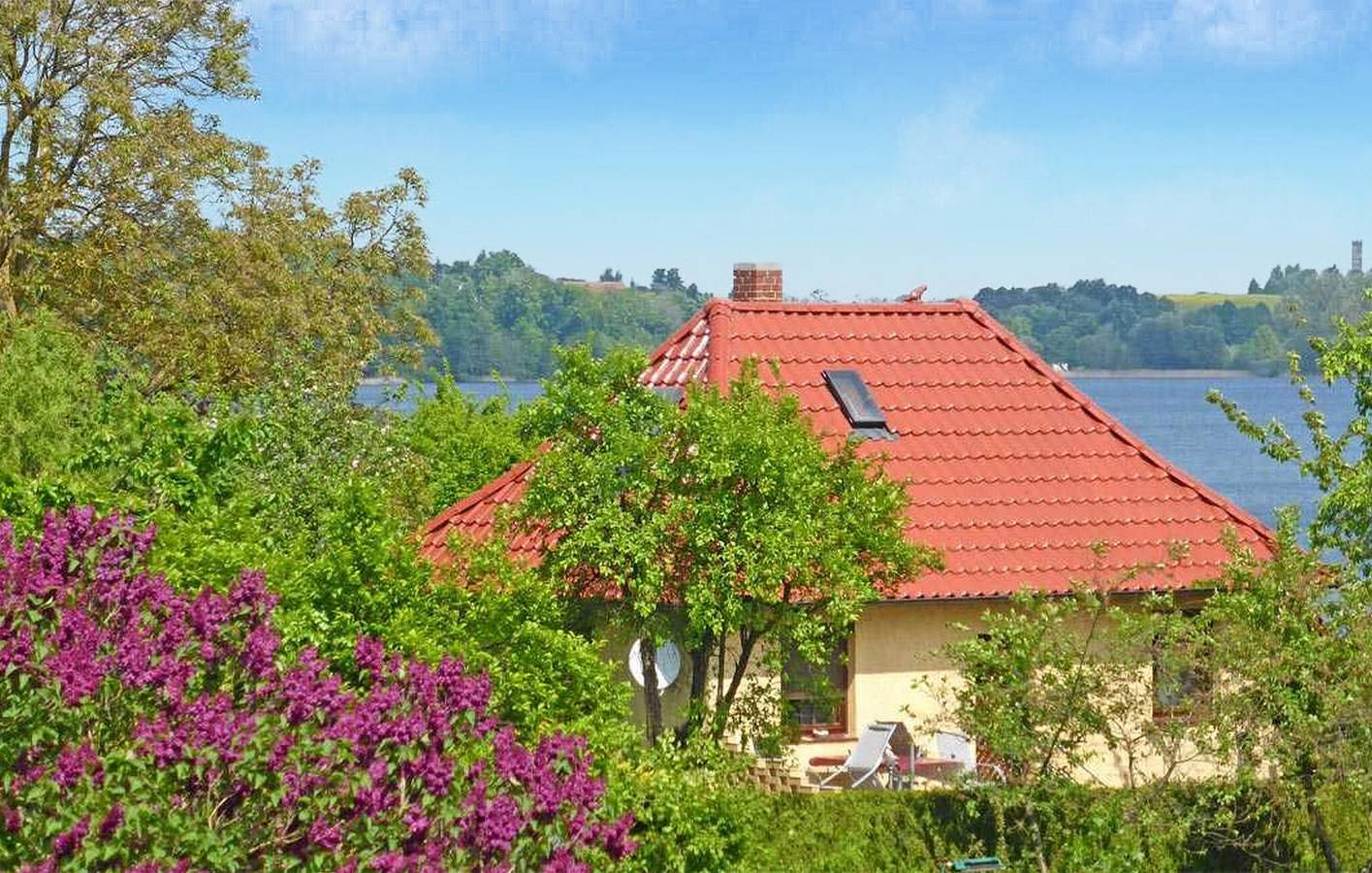 Apartment am Strand mit Terrasse und Parkplatz - 2 km zum Strand in Waren (Müritz), Müritz