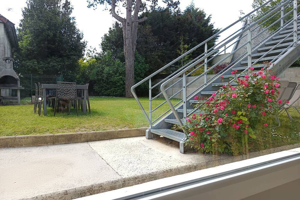 Villa centre ville à 100m de la plage (20 personnes) in Saint-Benoît-de-l'Aure, Région de Bayeux