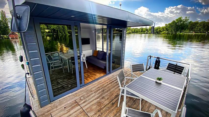 Boot für 6 Personen, mit Terrasse am Schweriner See