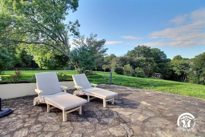 Gîte pour 4 personnes, avec jardin à Pluvigner - 3