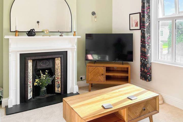 Cottage for 4 people, with garden, with pets in Darlington
