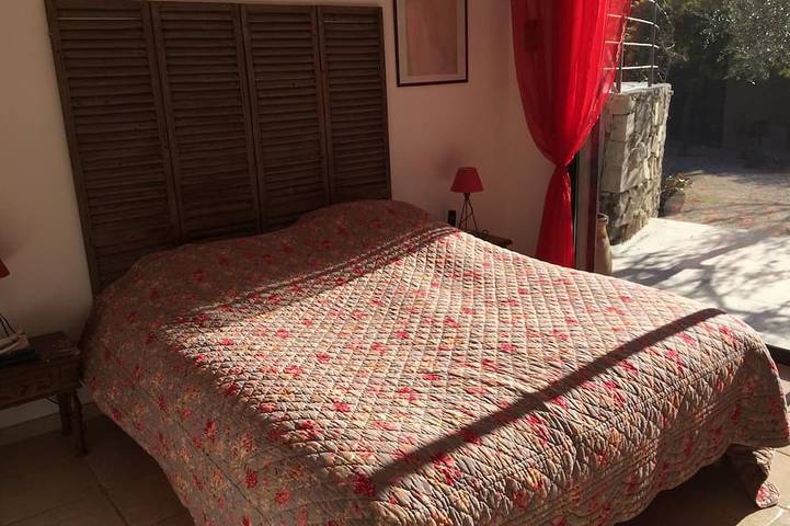 Location de vacances pour 8 personnes, avec terrasse et jardin dans Calanque De Port Pin Cassis - 2