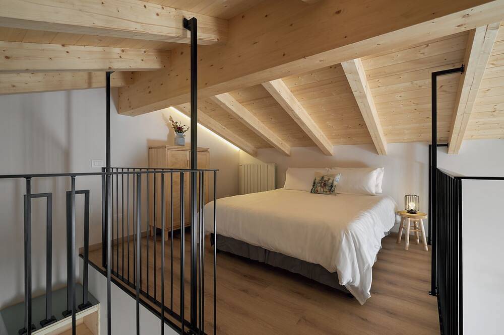 Ganze Wohnung, Historic 1940s Watermill: A Designer Retreat in the Italian Alps in Cerete, Prealpi Bergamasche Orientali