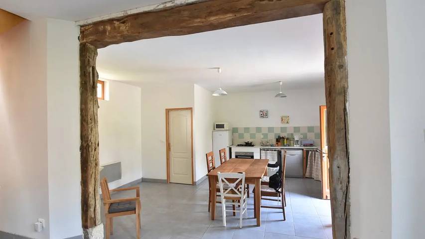 Location de vacances pour 5 personnes, avec jardin à Le Bourg-Dun - 2