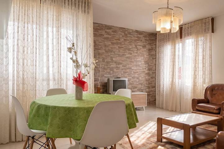Apartamento de vacaciones para 5 personas, con balcón - 1