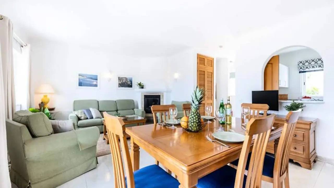 Ganze Ferienwohnung, Ferienwohnung für 4 Personen (130 m²) in Budens in Budens, Faro Distrikt