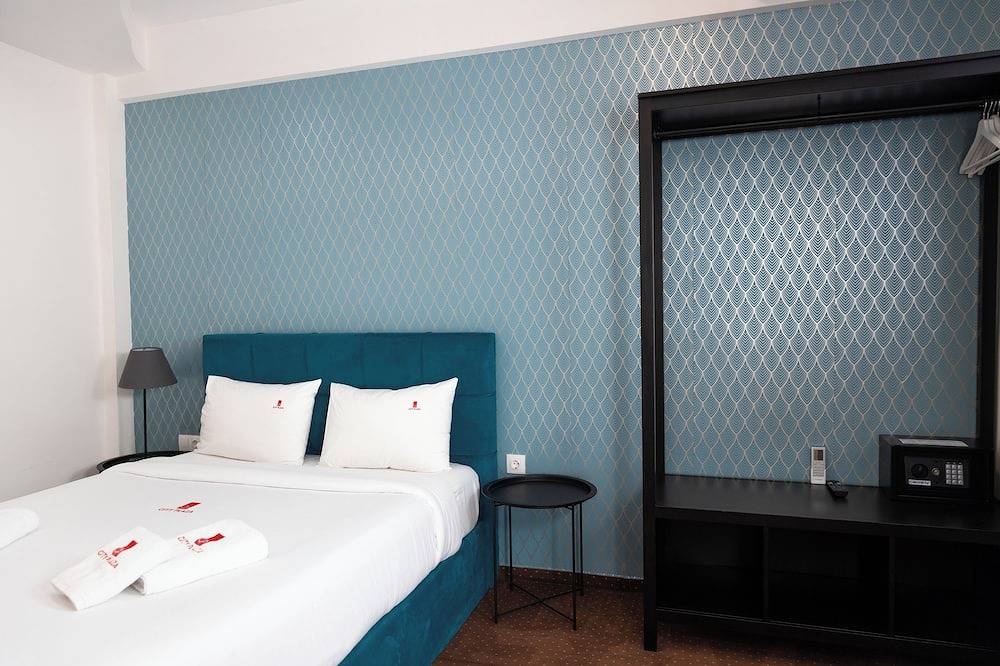 Charming 1-Bedroom Apartment with Hotel Amenities in the Heart of the City! in Thessaloniki und Umgebung