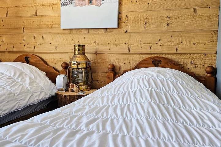 Gîte pour 4 personnes, avec jardin et terrasse, animaux acceptés à Chapelle-des-Bois - 2