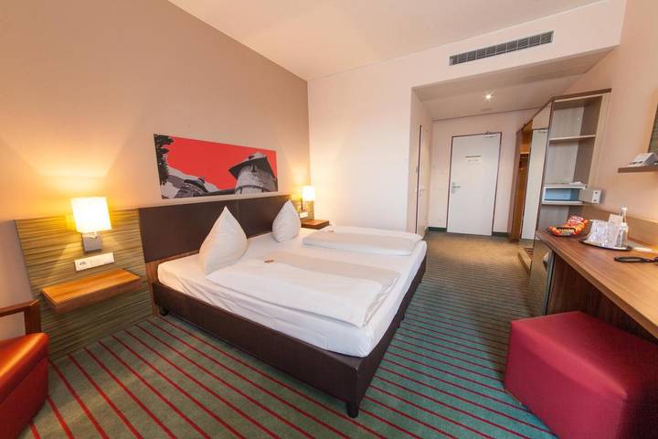 Hotel für 3 Personen, mit Terrasse und Sauna in Nürnberg - 2