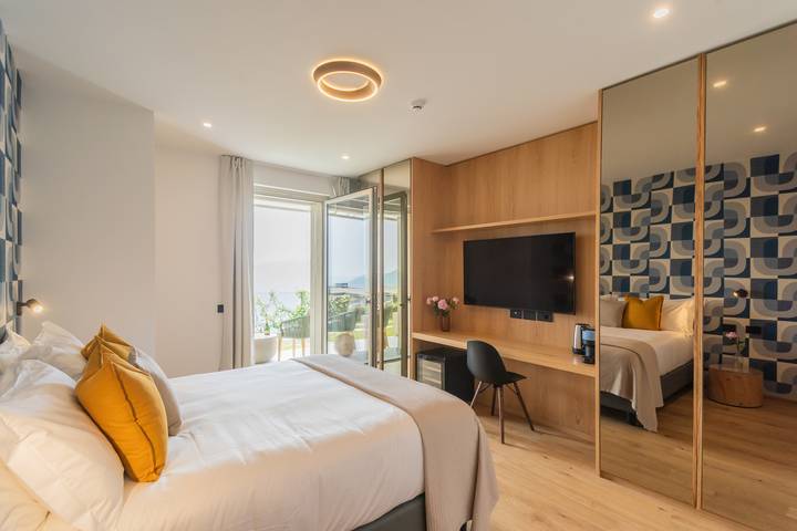 Villa für 8 Personen, mit Pool und Garten sowie Ausblick und Terrasse in Como - 4