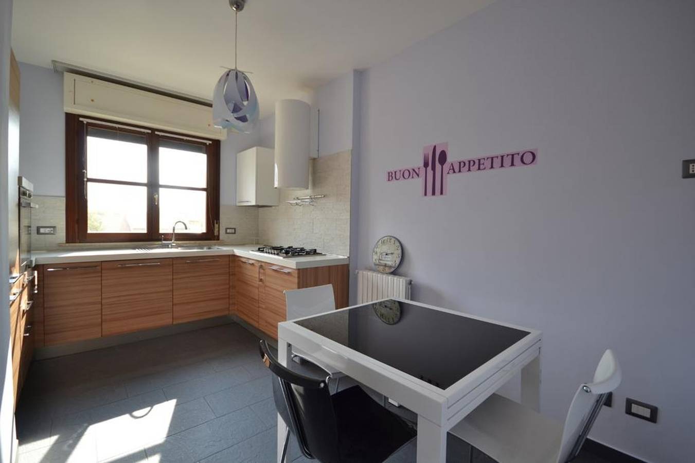Hel lejlighed, Charmerende lejlighed i Vercelli - 50 m² - Hyggelig balkon. in Vercelli, Vercelli Provinsen