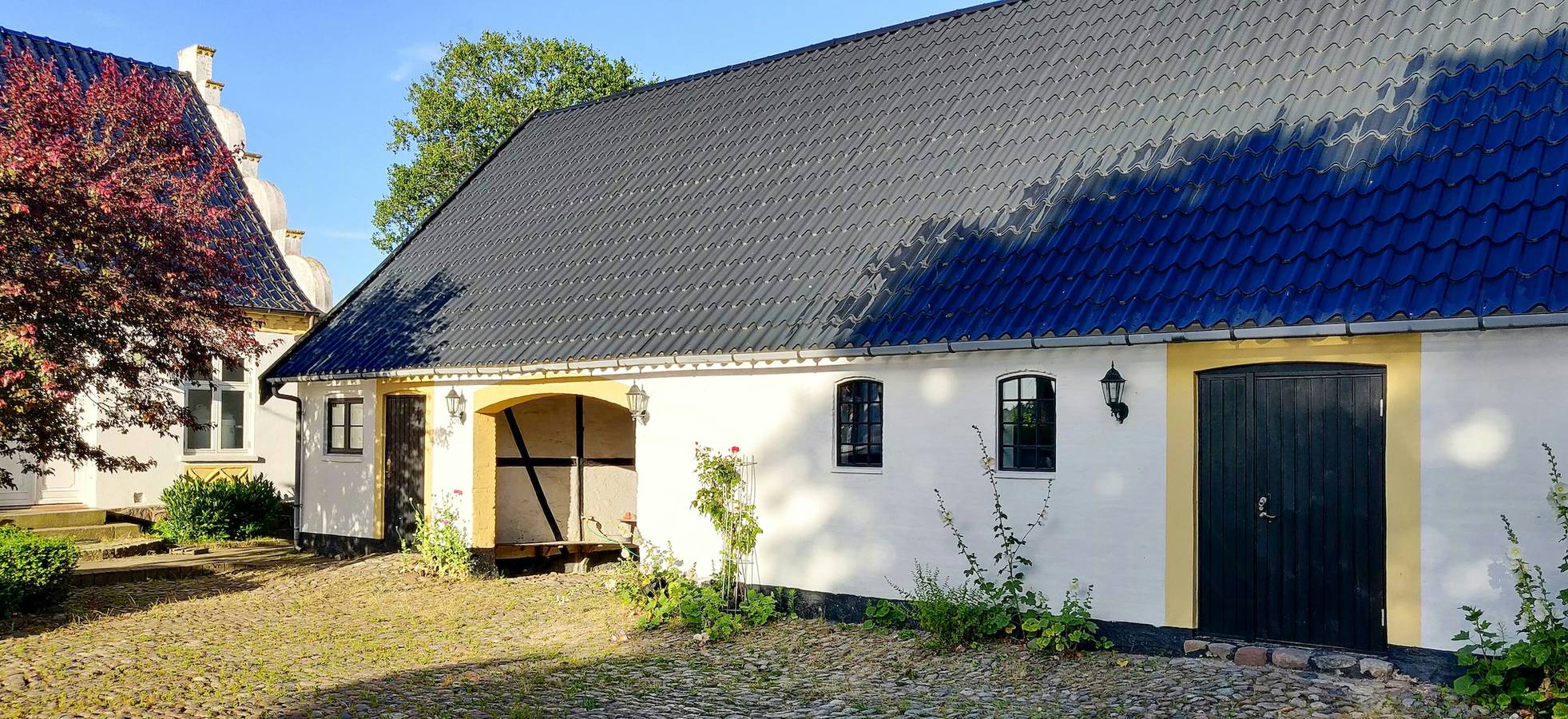 Hel lejlighed, Anneks med sydvendt have nær Præstø in Præstø, Svenske Østersøen