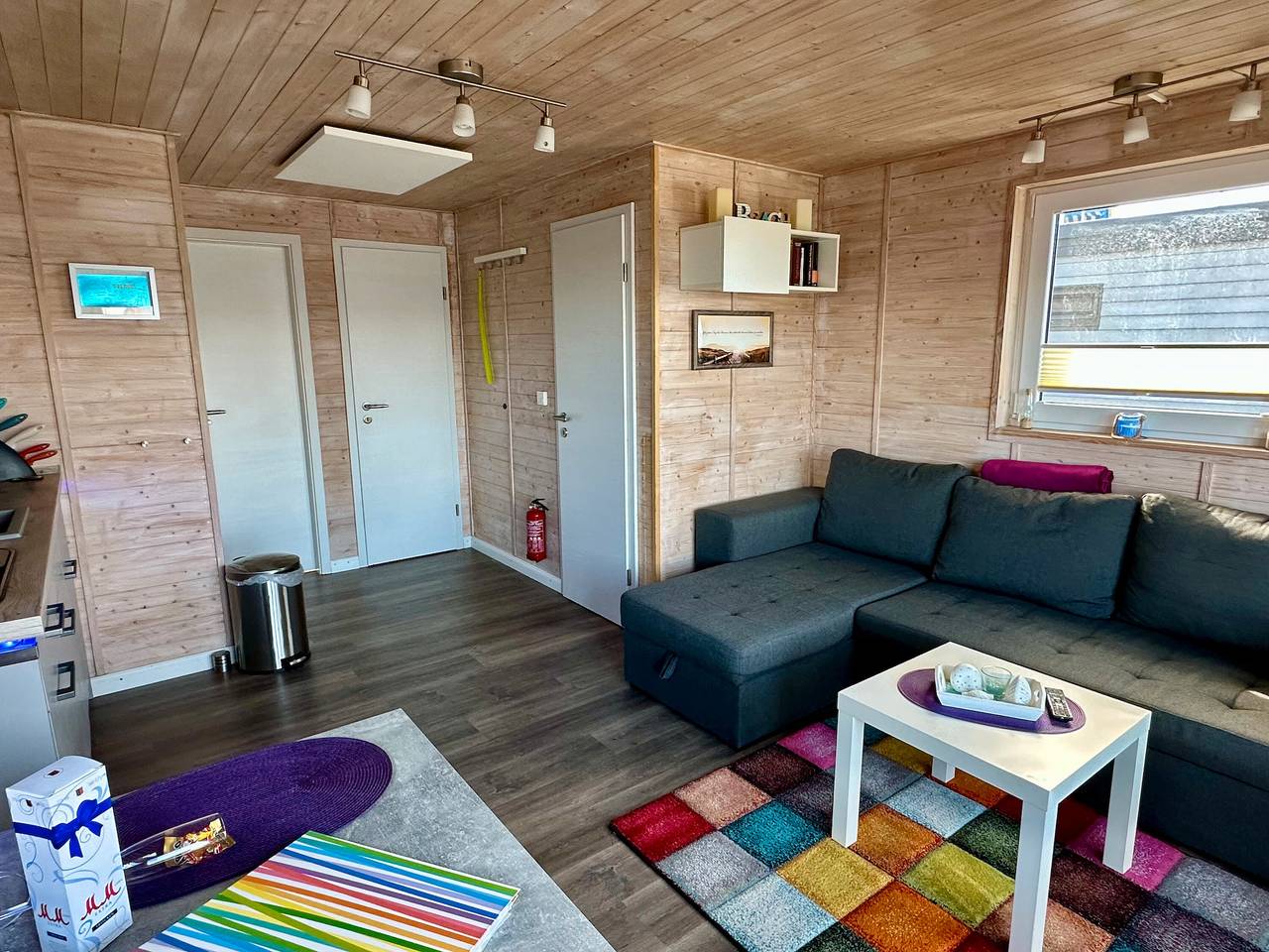 House Boat 'Lilla Lina' with Sea View, Private Terrace and Wi-Fi in Wschodnia Fehmarn, Burgtiefe Südstrand