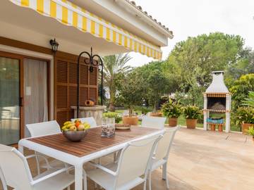 Holiday home in Muro, North Majorca für 8 