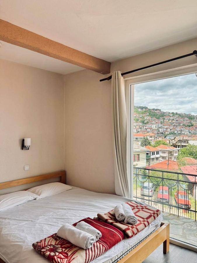 Gästhus för 6 Personer, med trädgård, barnvänlig i Nordmakedonien