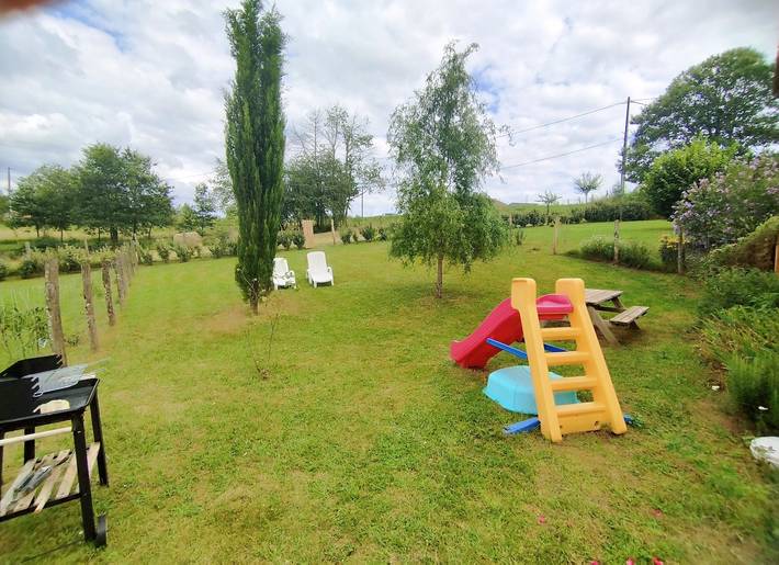 Gîte pour 6 personnes, avec jardin et terrasse