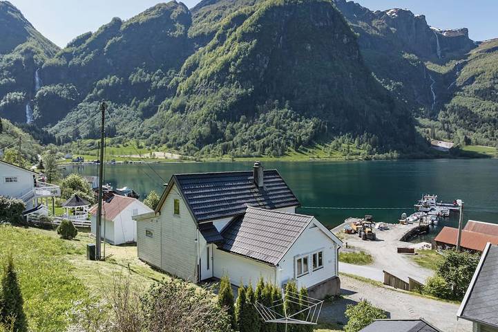 Ferienhaus für 6 Personen, mit Sauna und Balkon sowie Garten und Whirlpool - 1