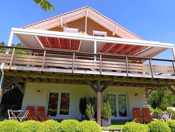 Chambre d’hôte pour 2 personnes, avec Terrasse ainsi que Jardin et Vue dans Lac de Longemer