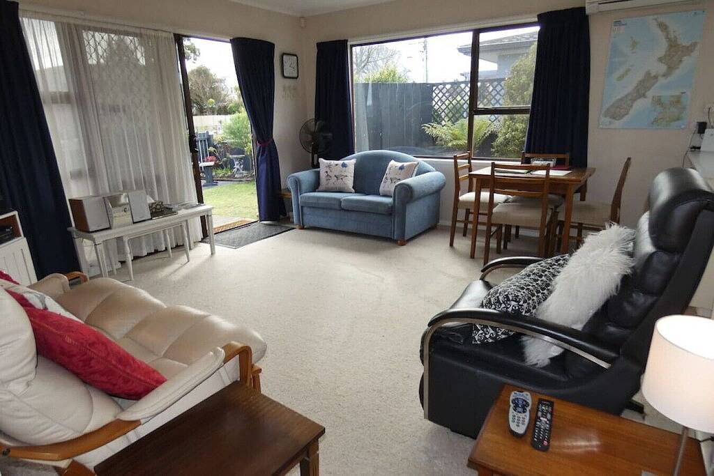 Sehr zentral, Kostenlos: Wlan, Sky-Tv und Bettw��sche. in Taupo, Taupo District