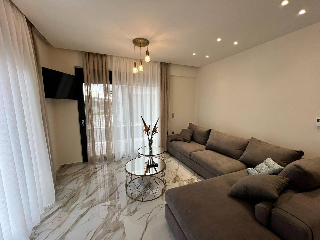 Stylish Villa with Shared Pool in Crete in Kokkini Hani, Iraklio-Heraklion und Umgebung