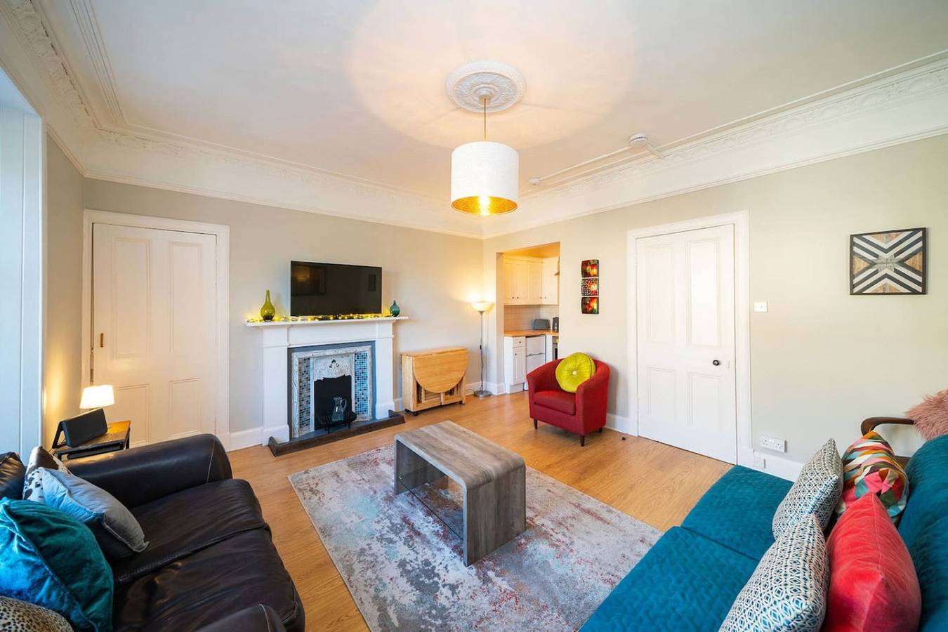 Entire apartment, Manor Place - Convenience and Style in Dundee, Angus
