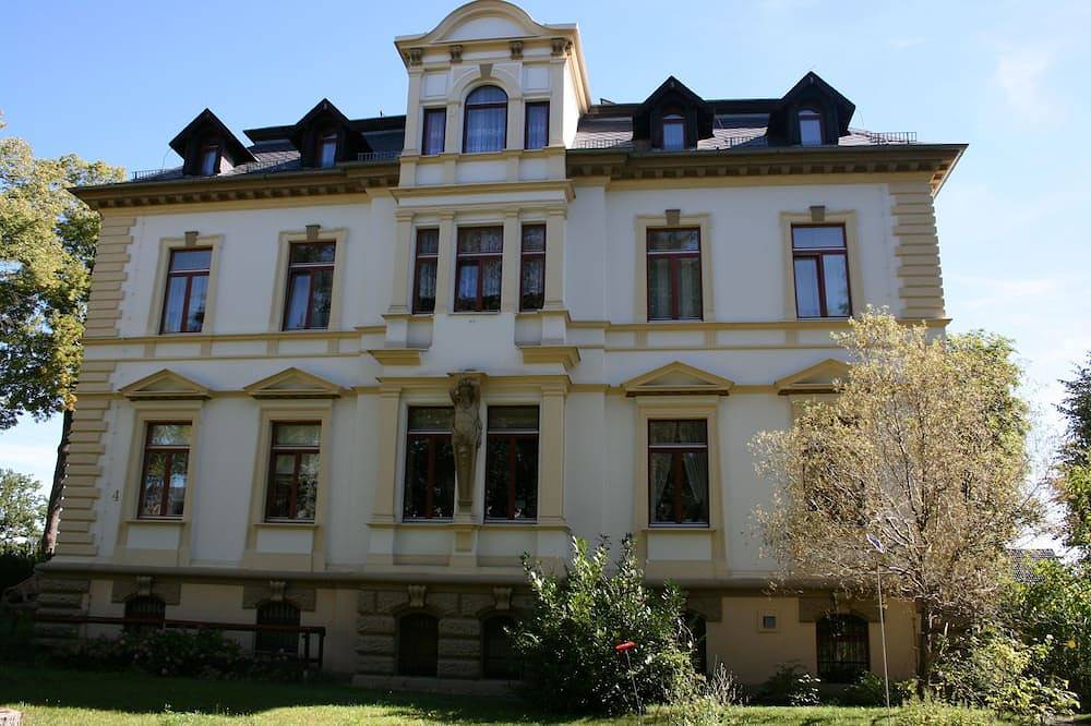 Wohnen in einer Villa an der Göltzschtalbrücke in Netzschkau, Chemnitz und Umgebung