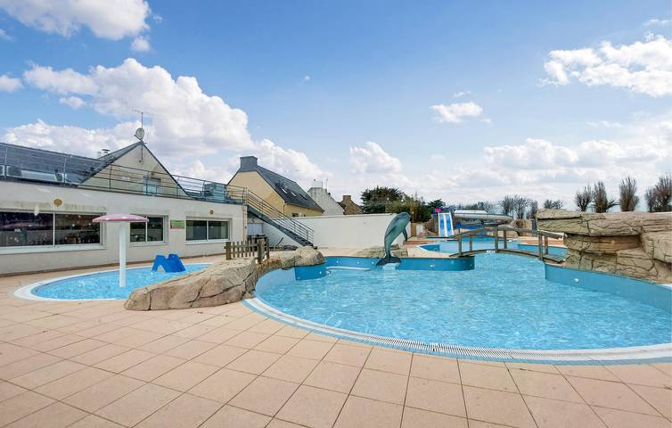 Location de vacances pour 5 personnes, avec piscine et jardin à Ambon - 2