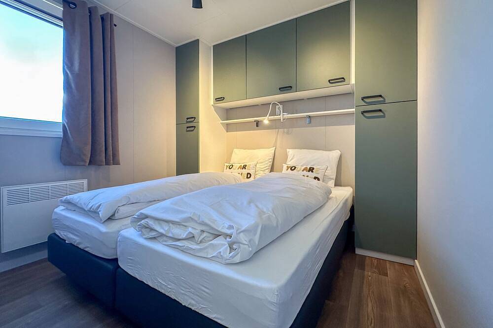 Modern chalet aan het water, met airco en terras in Breukelen, Groene Hart