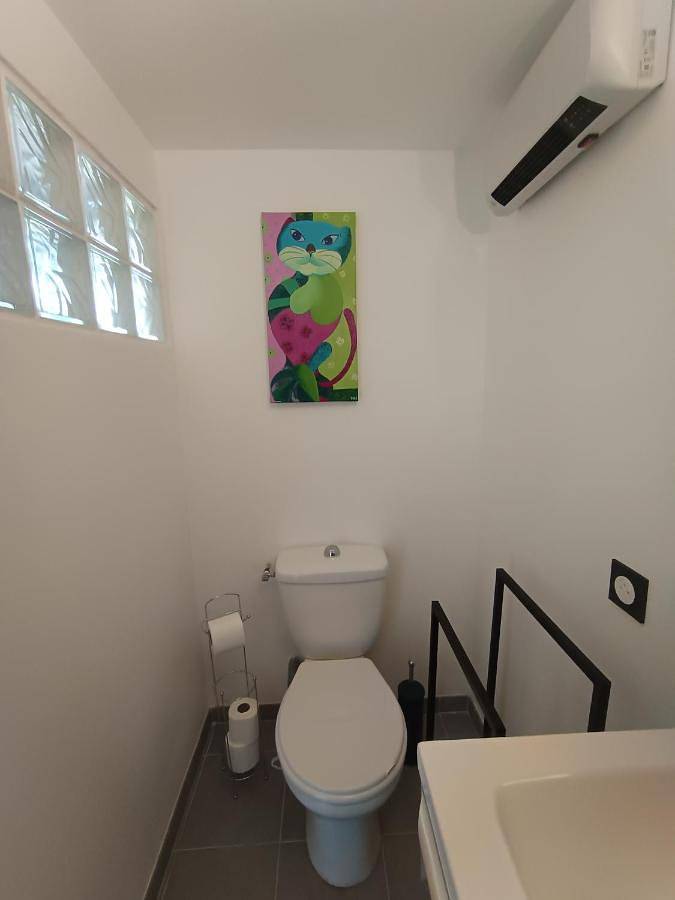 Gîte pour 2 personnes, avec vue ainsi que jardin et terrasse à Mons (Béziers) - 2