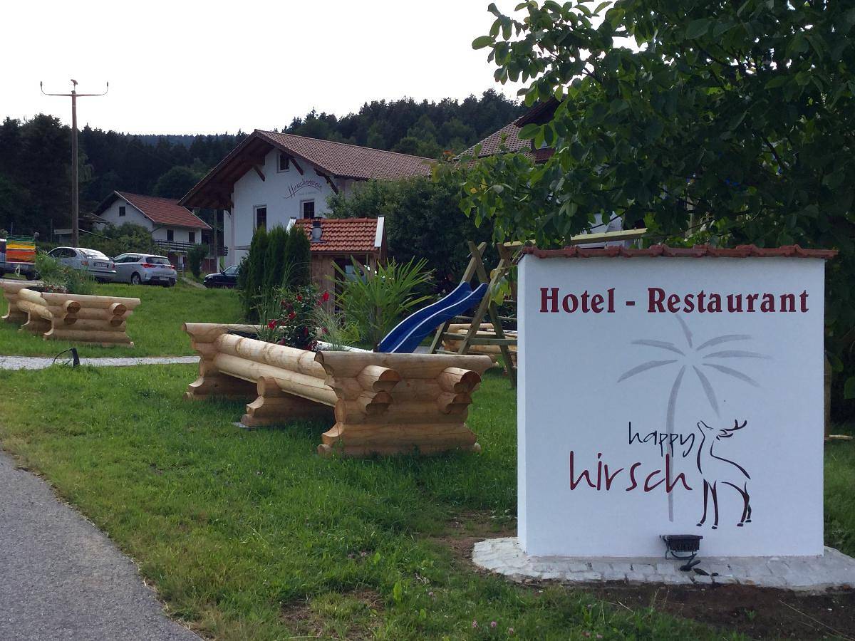 Happy Hirsch Restaurant und Hotel Hirschenstein - Einzelzimmer in Achslach, Vorderer Bayerischer Wald