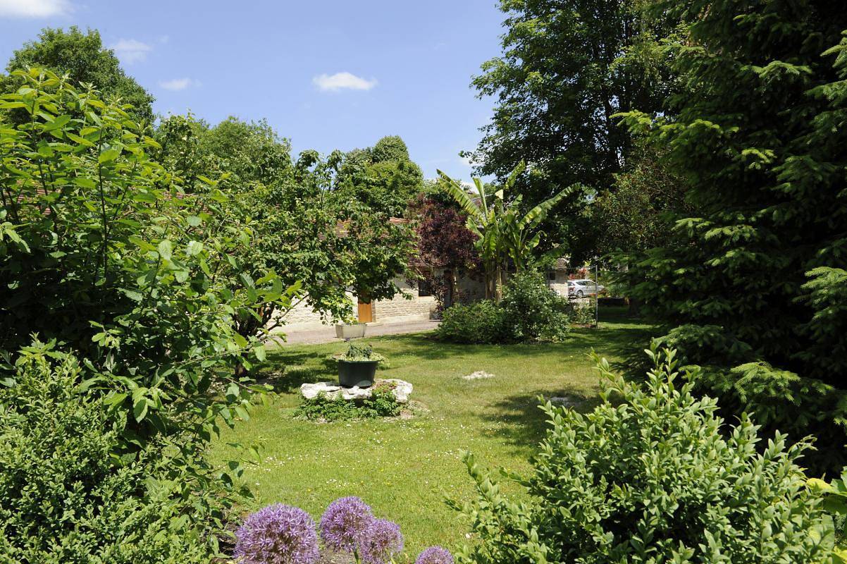 Ferme De La Gloire Dieu - Rose in Courteron, Aube