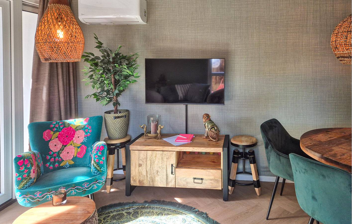 Ferienhaus für 4 Personen mit Pool in Niederländische Nordsee