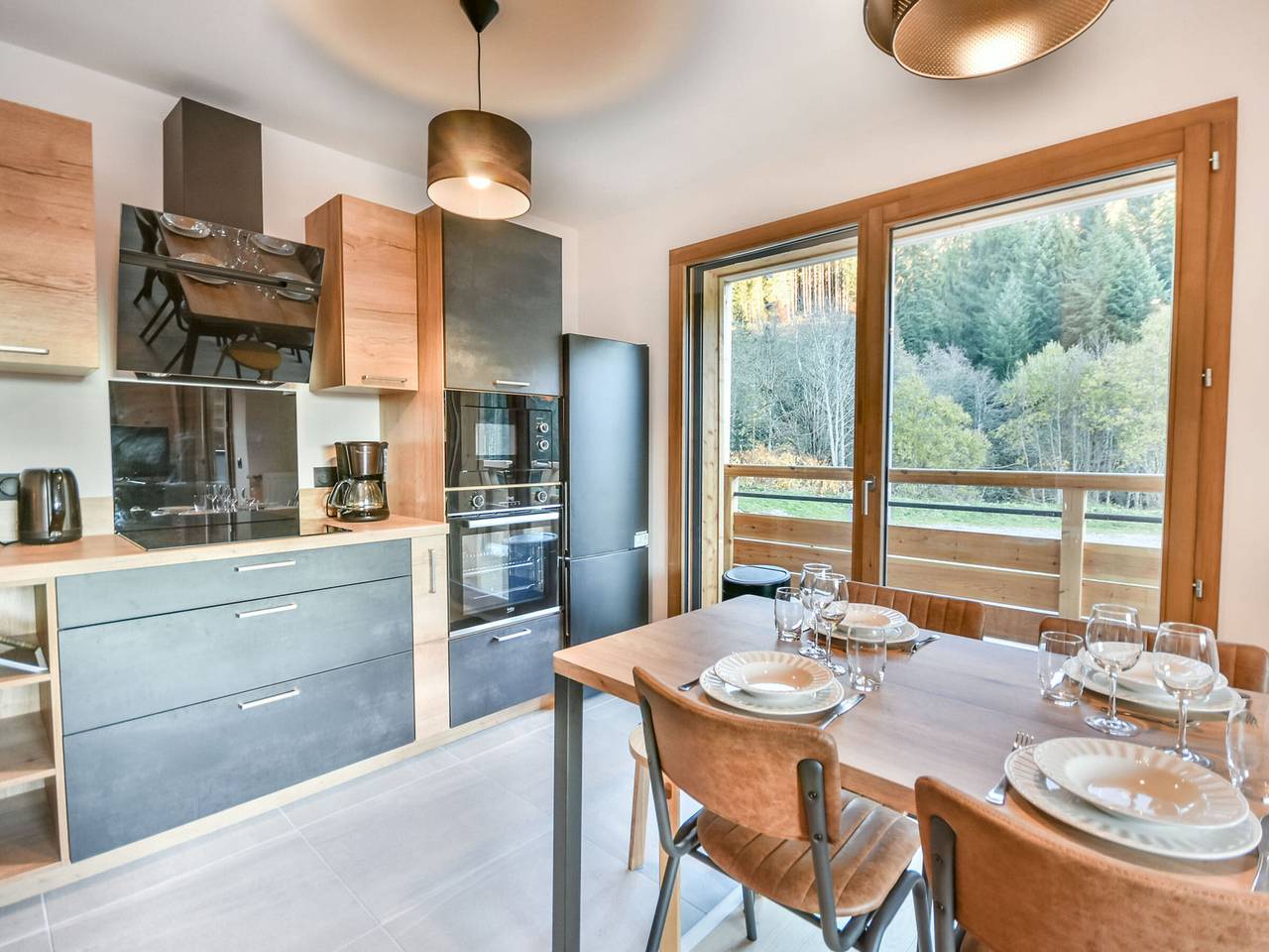 Apartamento entero, Apartamento T3 con Rincón de Montaña - 6 Pers - A Pie de las Pistas in Les Gets, Les Portes du Soleil