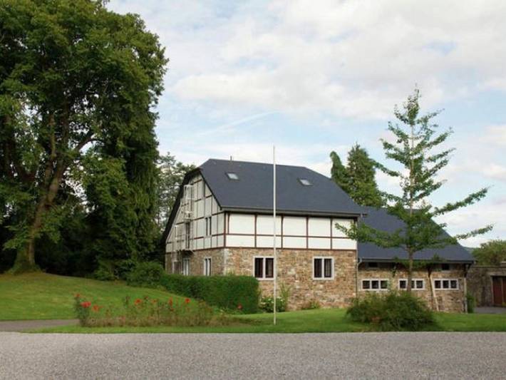 Location de vacances pour 22 personnes, avec sauna à Stoumont - 3