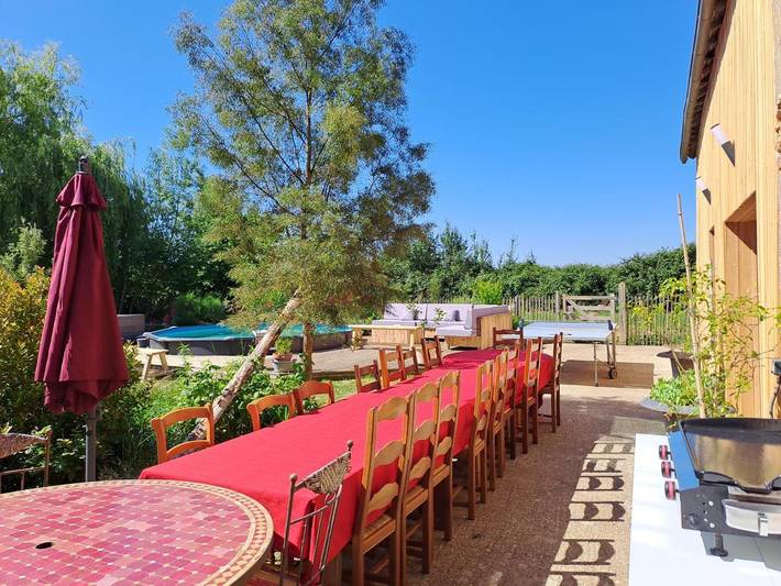 Location de vacances pour 15 personnes, avec jardin ainsi que piscine et vue, animaux acceptés à Saint-Mars-sous-Ballon - 3