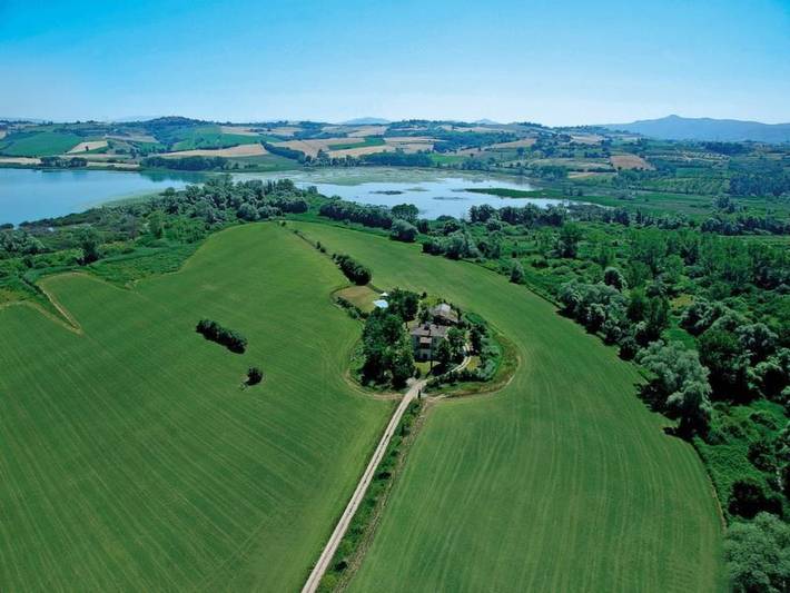 Location de vacances pour 7 personnes, avec piscine et jardin à Chiusi - 4