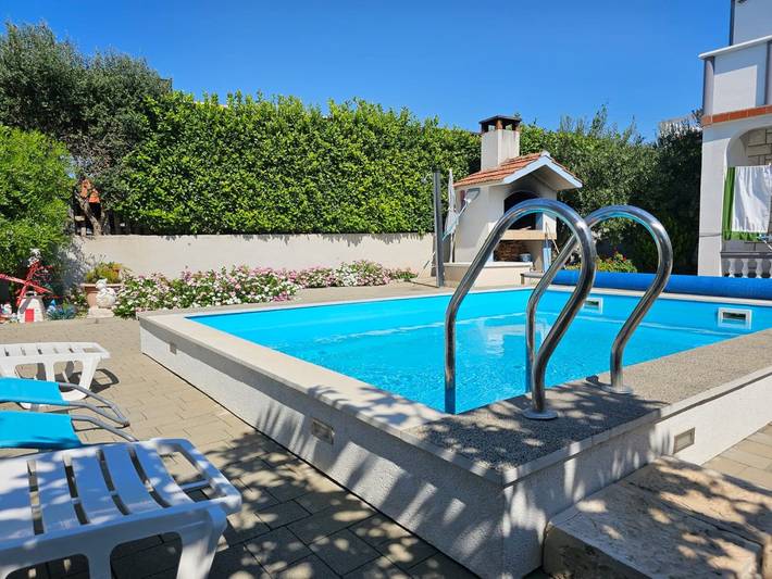 Ferienwohnung für 4 Personen, mit Balkon in Tribunj