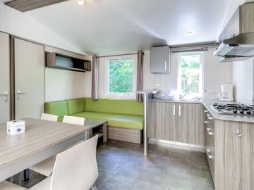 Camping pour 7 Personnes dans La Bastide-de-Sérou, Parc naturel régional des Pyrénées ariégeoises, Photo 1