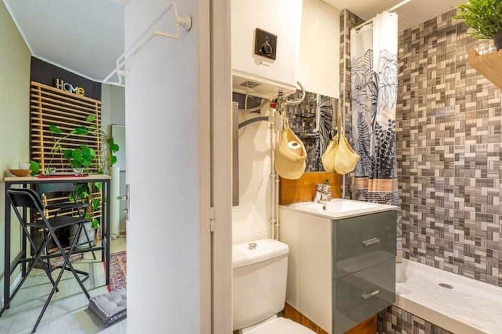 Gaia House, Urban Oasis, Rer A, Paris in 20min in Saint-Maur-des-Fossés, Val-de-Marne