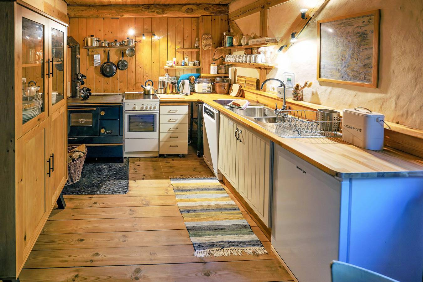 Ganze Wohnung, Ökologisches Bauernhaus mit Garten am Fluss in Zehrental, Altmark