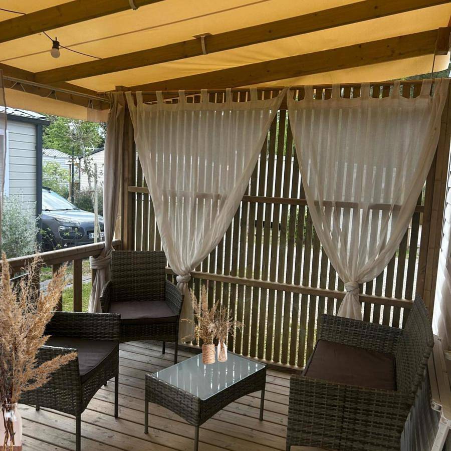 Mobilhome 8 personnes cosy tout équipé avec vue sur bassin, cap ferret in Lège-Cap-Ferret, Région d'Arcachon